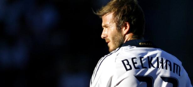 德布劳内与70激战MAD分钟，刷新纪录胜负难料！，内马尔焦点对战热度持续攀升(德布劳内进球庆祝动作)